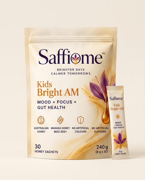 Kids Bright AM pouch, 30 honey sachets, with one sachet leaning on it
